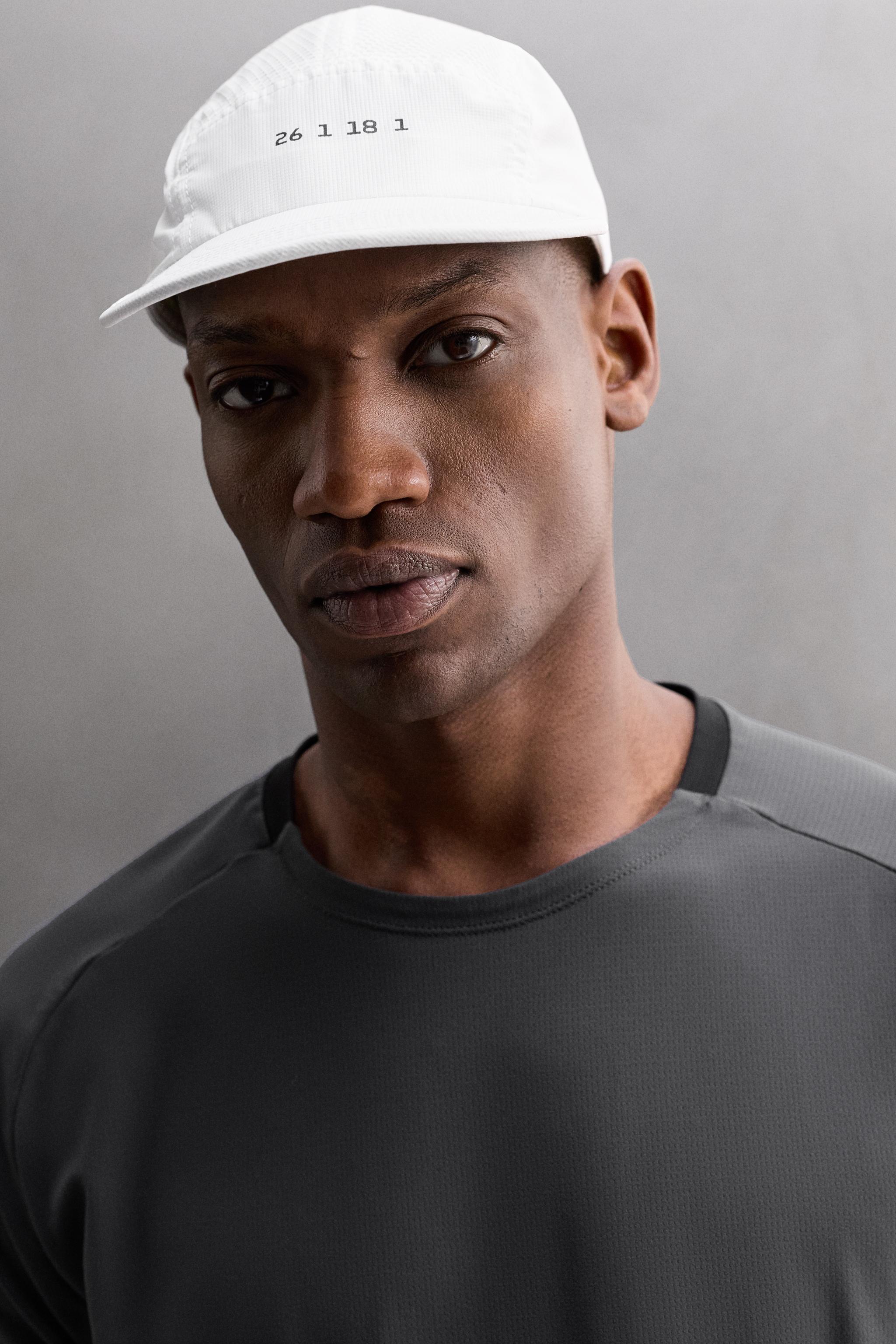 T-SHIRT TECHNIQUE STRUCTURÉ